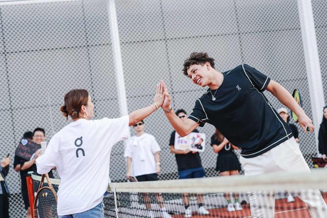 巴萨在防守 巴萨在防守