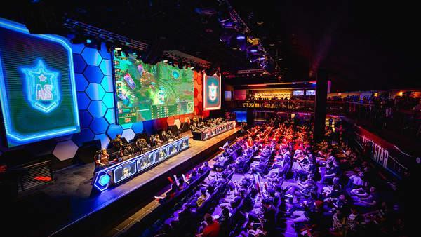 网前施压 网前施压